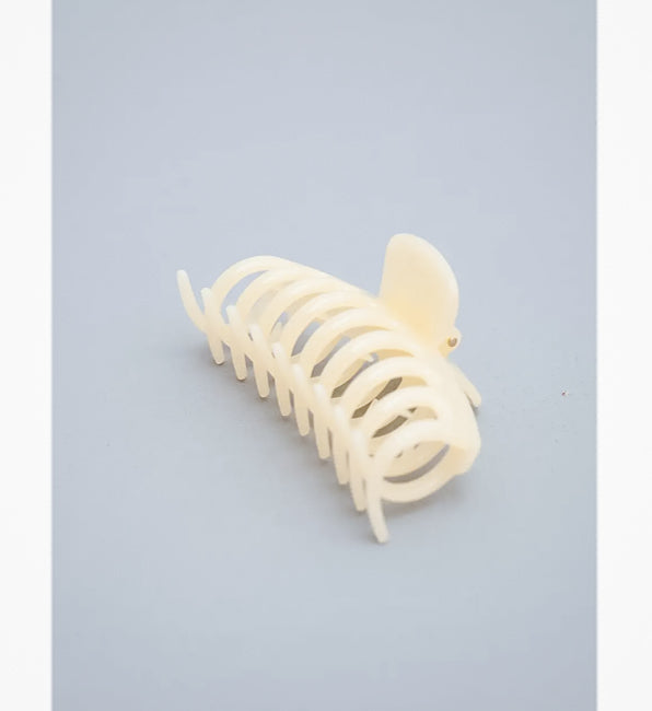Jumbo Semi Glossy Hair Claw
